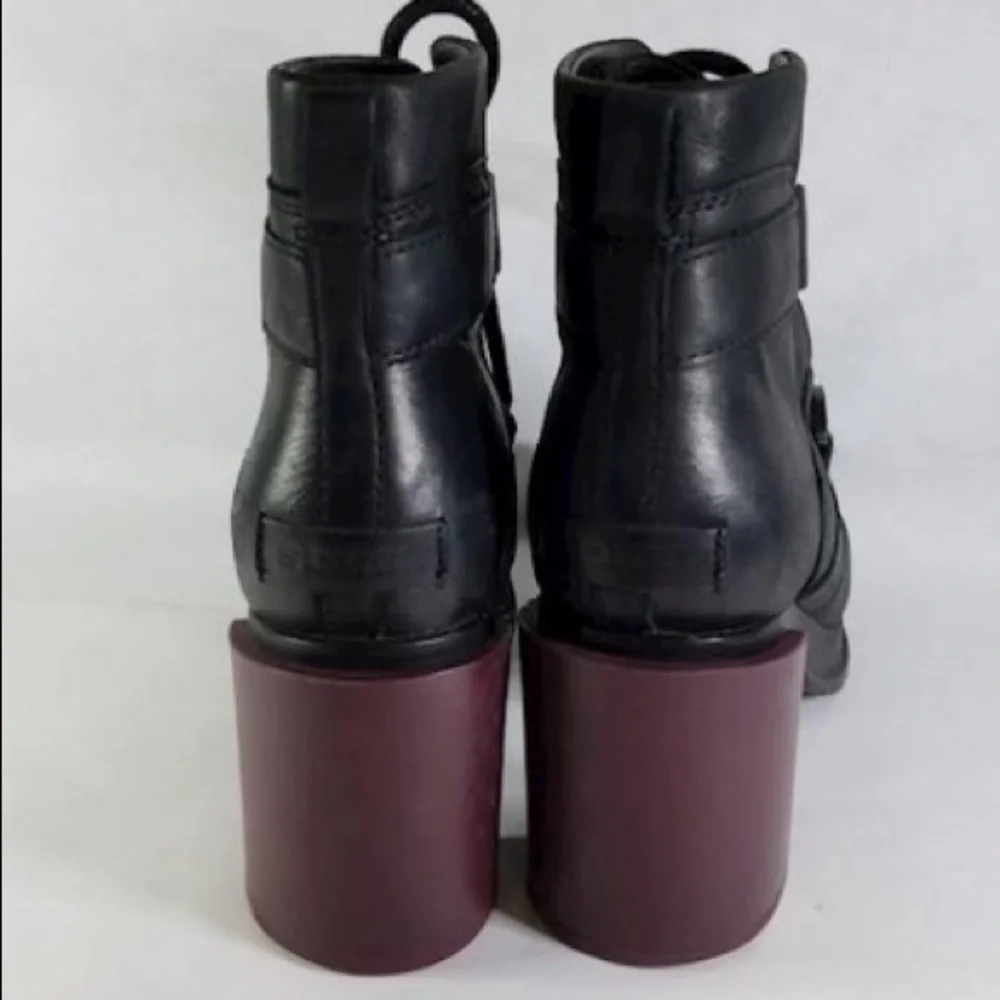 Amazing SOREL-W Margo Lace boots - Picture 7 of 16